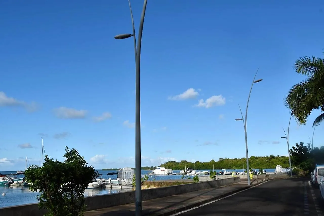 Studio Moderne A Baie Mahault 27 M² Balcon Avec Vue Sur La Ville 0*, Baie-Mahault Guadeloupe